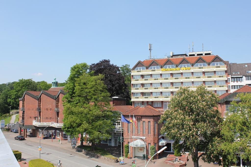 Sachsenwald Hotel Райнбек Экстерьер фото