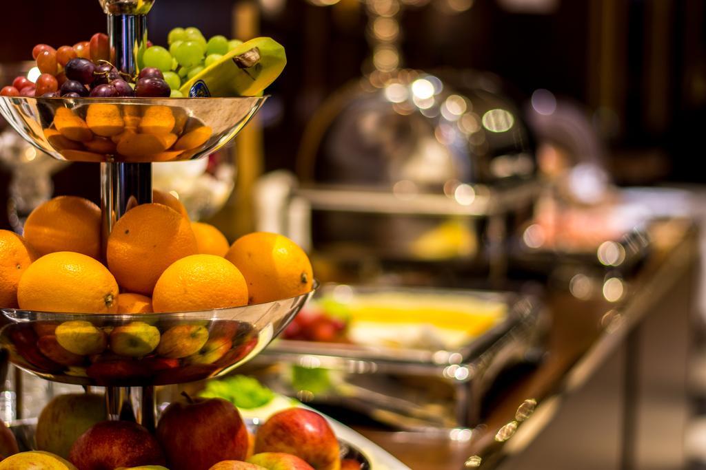 Sachsenwald Hotel Райнбек Экстерьер фото