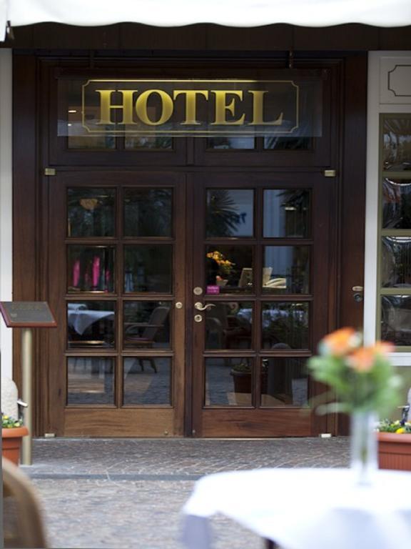 Sachsenwald Hotel Райнбек Экстерьер фото