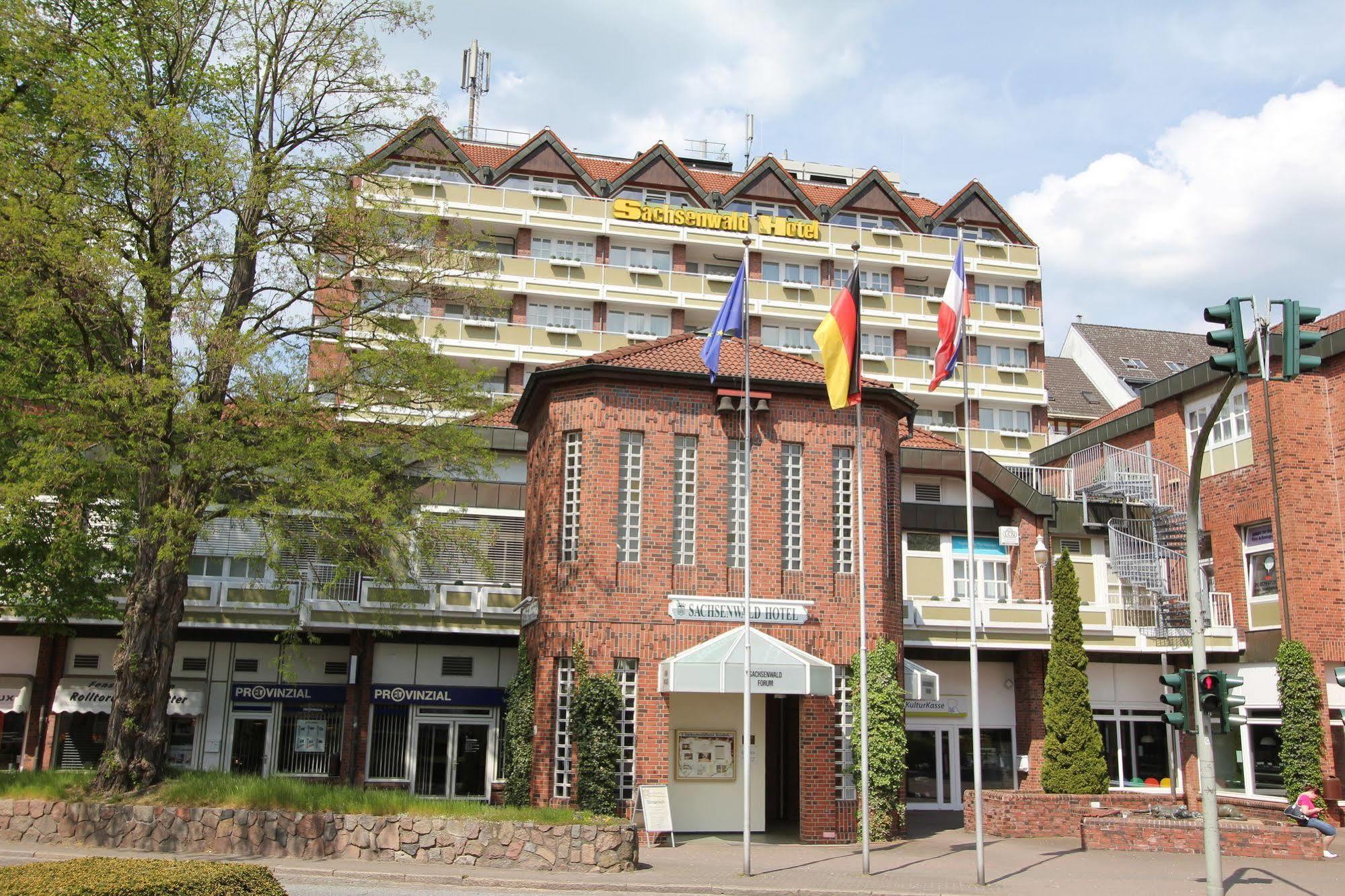 Sachsenwald Hotel Райнбек Экстерьер фото